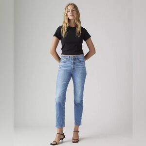 Levi's Premium Wedgie Straight Ankle Women’s Light Wash Denim Jeans 30R